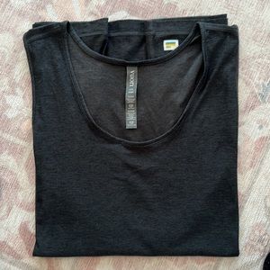 Vuori Strato Tech Tank Charcoal Heather Large